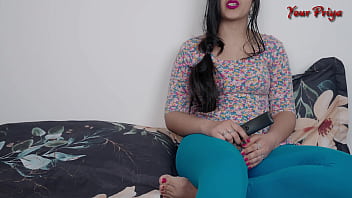 Desi hot Jawan stepsis Khush ho gyi khda lund Dekh kar in Hindi audio