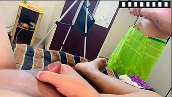 tenemos una regla en esta casa cada ves que ella va a salir tiene que sacarme mi leche