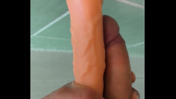 Froto mi polla contra la tuya