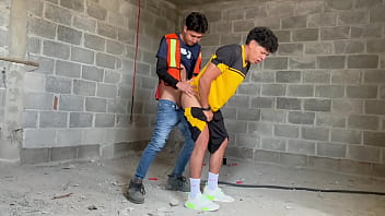 Sin condon. Follando a pelo con alba&ntilde_il