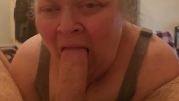 POV of BBW Wife giving head for 14 mins with eyes open.