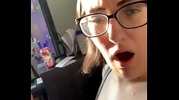 Candid Sandra gets a face full of cum