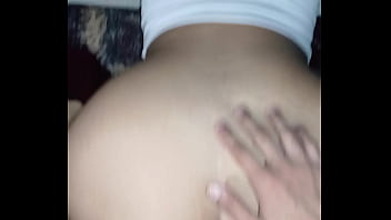 Gran polla me folla el culo muy duro en estilo perrito. Me encanta el sexo anal