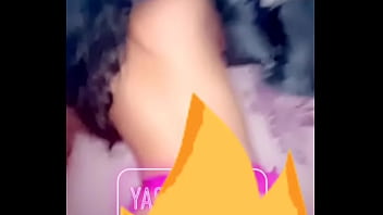 Regarde moi remercier a ma mani&egrave_re le monteur de meuble de chez schmidt... il a...