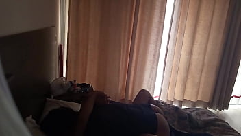 Estoy inseminando a mi amiga cristiana de 18 a&ntilde_os, cada quiere quiere tener mas sexo conmigo