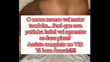 Fiz o Corno Frouxo e manso assistir eu comer e leitar a putinha dele. Contem DP. (Pré_via)