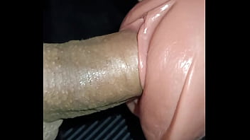 Lipsy: me la chupa, por el co&ntilde_o y mamada con corrida en labios.