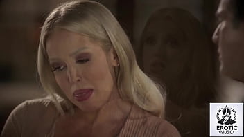 Alura Is Hot Beautiful Woman