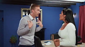 Cunning Linguist Mariana Martix / Brazzers/ Enter XVPROMO on official site for discount