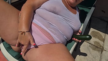 Coucou il fait tr&egrave_s chaud je suis en manque de sex abonne toi pour voir&ccedil_a dans...