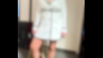 vient prendre du plaisir &agrave_ me matter dans des situations de sexe en &eacute_xt&eacute_rieur...