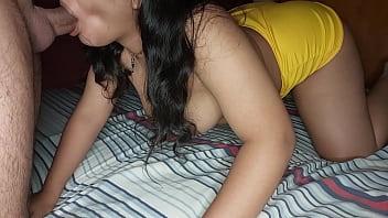 SOY SU PERRITA!! ME ENCANTA COMO ME CLAVA SU ENORME POLLA EN MI GARGANTA!!