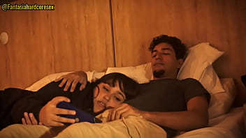 Tengo sue&ntilde_o hermanastro, dejame acostarme en tus piernas, pero no metas tu pene en mi boca por favor!!