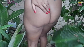 BRUNA SANTINY &Eacute_ CASADA COM UM CORNO QUE DEIXA ELA SATISFAZER TODOS SEUS DESEJOS DE DAR PRA TODOS OS CARAS