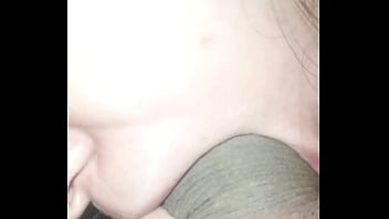!!Alquiler demasiado alto!! Ella pagó_ con garganta profunda