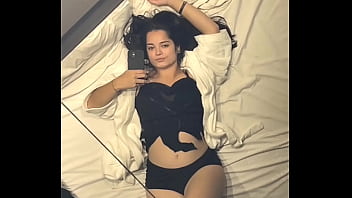 Debora Mendes enlouquece Wellington Ribeiro com oral profundo e babado, seguida de foda de quatro com gozada escorrendo