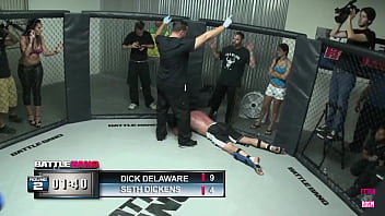 The winner of the fight has the chance to give Jynx Maze an ass pounding