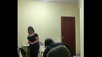 AMA DE CASA FOLLADA