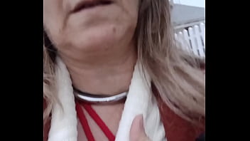 2025 09 23 Esclave F exhib et humiliations en ville