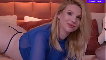 Olivia Onya Sexy Blue Lingerie Ass Wigglin&#039_ Typin&#039_ &amp_ Teasin&#039_ 08-12-2025