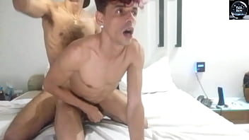 Novinho Cavalã_o Voltando Pra Outra Festa com a Putinha/Hung Stud Twink Coming Back for Another Round with His Slutty Boy