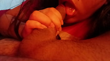 AY VECINO DAME ESA POLLA QUE ME ENCANTA, MI MARIDO LLEGAR&Aacute_ PRONTO