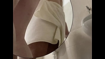 Amateur guys (twink boy and older guy) caught having fun in the pool'_s public toilets - FREE VERSION