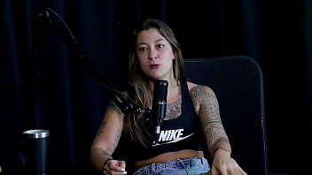 VEJA A ENTREVISTA SAFADA E CHEIA DE PUTARIA COM A FLOR DE DAMIANA COM VOV&Ocirc_ MOAI NO PORN CAST BRAZIL - PARTE 8 (WATCH ON: SHEER/RED)