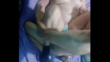 grabo con mi celular como cogemos de misionero