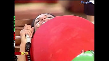 Pantyhose Upskirt Oops on Live TV