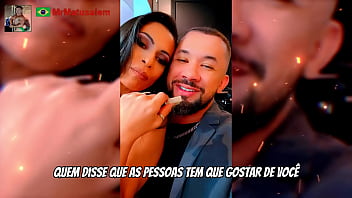Já_ pensei em desistir mil vezes mas uma voz dizia continua