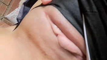 Ella se cogió_ a su estudiante favorito