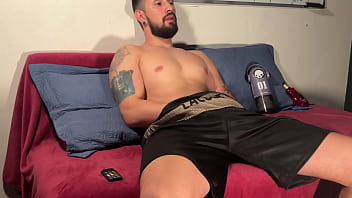 Tava testando o novo brinquedo e acabei indo longe demais...