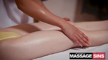 Masseuse Rubs me in all the Right Places! Maya Sinn &amp_ Asandra Dewy for MassageSins