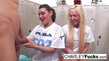 Bruce Venture Gets A Double BJ