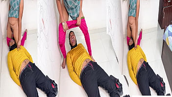 कोमल के घर में घुसे चोर मर मर के लेता के मूत पिलाया मैडम आज के बाद कभी आऊंगा आपके घरमे