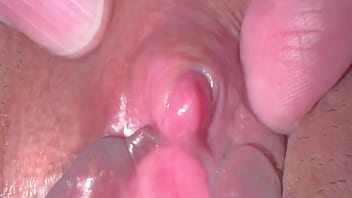 First sex with a virgin on Halloween night. 【16th round】