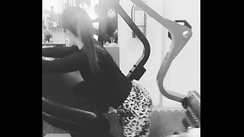 Alegym culona leopardo training