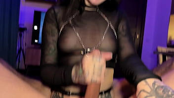 I haven'_t seen my friend in a very long time! It'_s good that my husband is at work