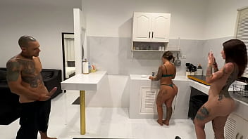 FIQUEI FILMANDO MEU NAMORADO FUDER A MINHA AMIGA