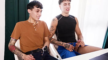 An AI&#039_s Dirty Talk Leads Two Straight Guys to Experiment