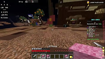 Jogando minecraft muito gostoso (gozei?)