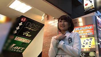 【超貴重】秋葉原の地下アイドルの特典会の様子。顔射ありの裏オプション 1