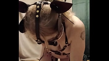 2025 10 29 Esclave F autoseance harnais et soumission