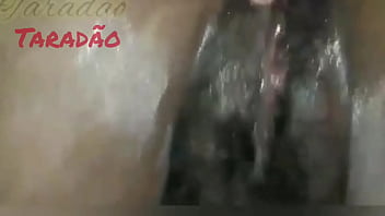 Enchendo o cu da puta de porra