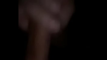 Bigwaka420 rubbing his cock