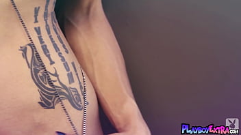 Nude ebony teen Kylie Johnson offering a glimpse into her uninhibited world