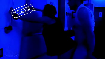 Me castigaron por puta zorra, por cogerme al vecino, se la mame me lleno de lechita y tu me la est&aacute_s batiendo