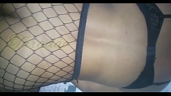 Socando no rabo da puta