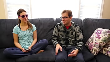 Pequena sapeca video para bate punheta ep2